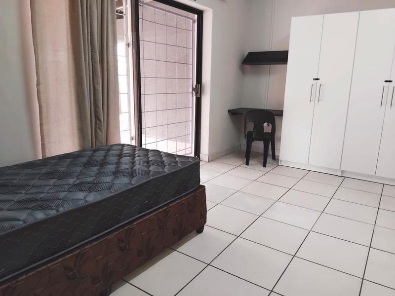 To Let 1 Bedroom Property for Rent in Die Bult North West